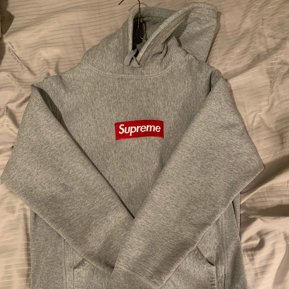 SUPREME BOXED HOODIE AUTHENTIC